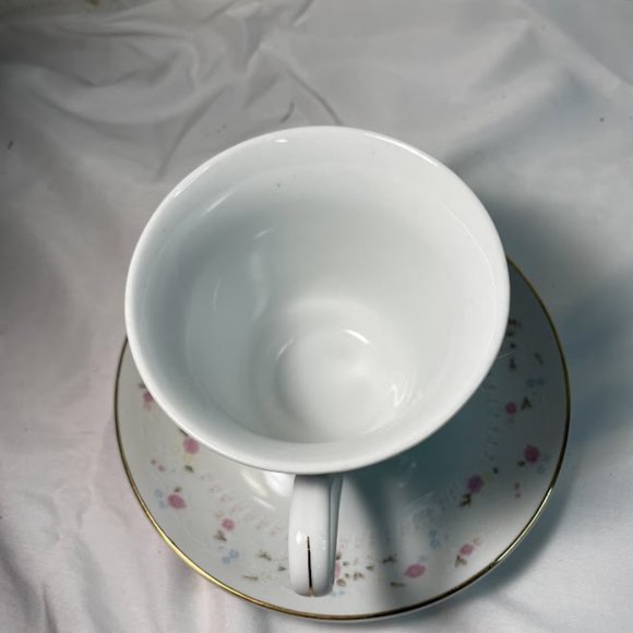 Home Styles Fine China Pink Floral Gold Trim Cup and Saucer Made in China - Picture 5 of 10